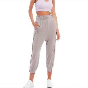 Where The Wind Blows Joggers,  Cashmere Sz. M